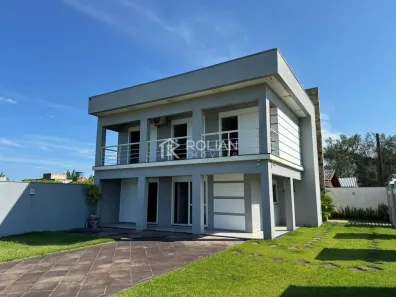 Sobrado com 4 Quartos à venda, 220m² no , Arroio do Sal