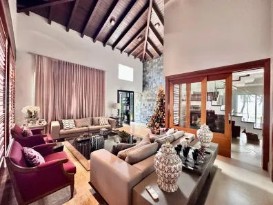 Casa de Condomínio com 4 Quartos à venda, 527m² no Ribeirão do Lipa, Cuiabá