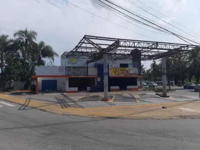 Ponto Comercial para alugar, 385m² no Vila Santo Antônio, Guarujá