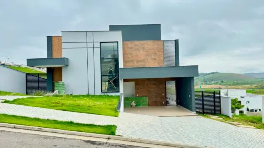 Casa de Condomínio com 4 Quartos à venda, 470m² no São Pedro, Juiz de Fora