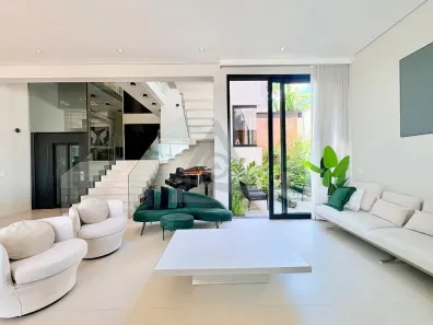 Casa de Condomínio com 5 Quartos para venda ou aluguel, 550m² no Ville Sainte Hélène, Campinas