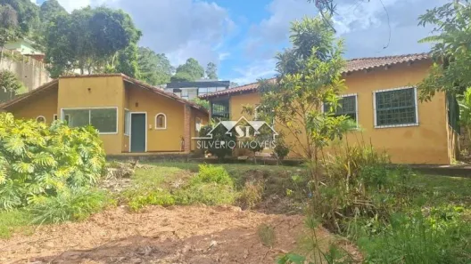 Casa com 3 Quartos à venda, 225m² no Carangola, Petrópolis