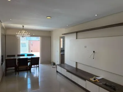 Casa de Condomínio com 3 Quartos para alugar, 120m² no Jardim Imperial, Cuiabá