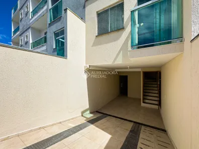 Sobrado com 2 Quartos à venda, 108m² no Vila Curuçá, Santo André