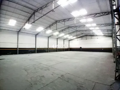 Ponto Comercial para alugar, 1000m² no Centro, Uberlândia