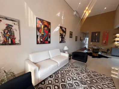 Sobrado com 3 Quartos à venda, 220m² no Plano Diretor Sul, Palmas