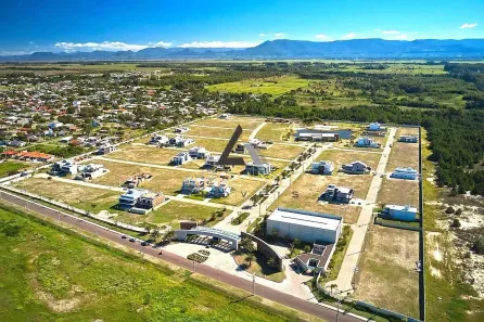 Lote/Terreno à venda, 372m² no Curumim, Capão da Canoa