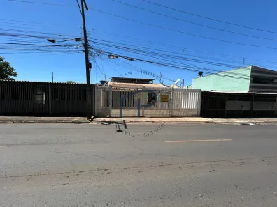Casa com 2 Quartos para alugar, 100m² no Taguatinga Norte, Brasília