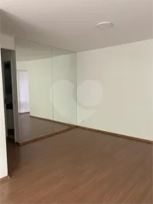 Apartamento com 3 Quartos para alugar, 75m² no Vila Andrade, São Paulo