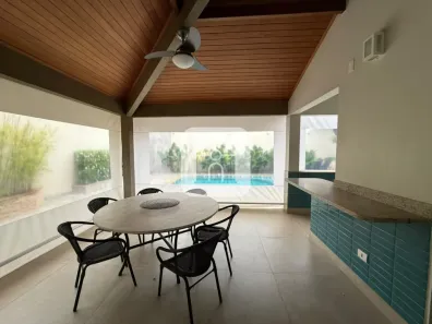Casa com 4 Quartos para alugar, 220m² no Jardim Karaíba, Uberlândia