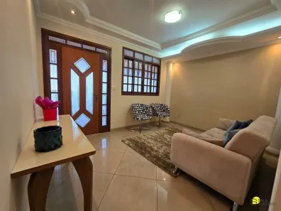 Casa com 4 Quartos à venda, 334m² no Vera Cruz, Contagem