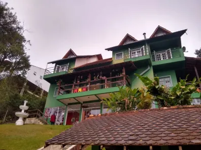 Casa de Condomínio com 4 Quartos à venda, 450m² no Caraguatá, Mairiporã