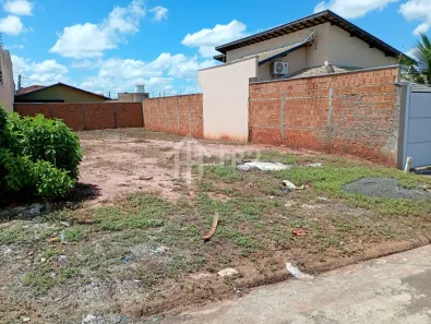 Lote/Terreno à venda, 250m² no Jardim Amélia Dionísio, Olímpia