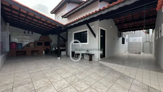 Casa com 3 Quartos à venda, 137m² no Bal Stella Maris, Peruíbe