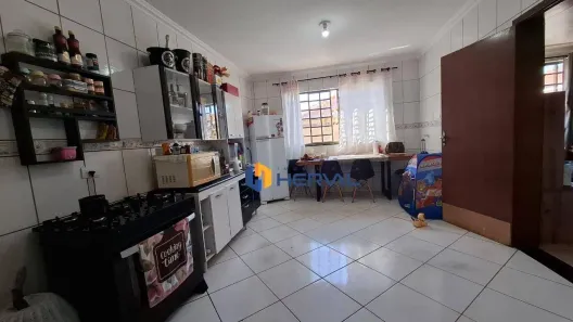 Casa com 6 Quartos à venda, 214m² no Jardim Alvorada, Maringá