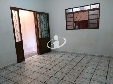 Casa com 2 Quartos à venda, 100m² no Jardim Canaã, Uberlândia