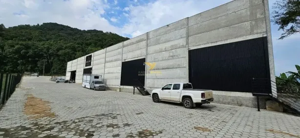 Galpão/Depósito/Armazém para alugar, 540m² no Varginha, Santo Amaro da Imperatriz