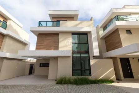 Casa de Condomínio com 3 Quartos à venda, 134m² no Santa Felicidade, Curitiba