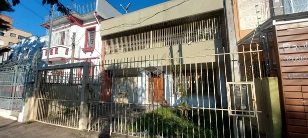 Casa com 3 Quartos à venda, 260m² no Azenha, Porto Alegre