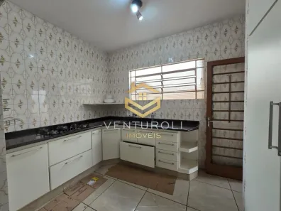 Casa com 3 Quartos para alugar, 160m² no Vila Souto, Bauru