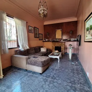 Casa com 6 Quartos à venda, 304m² no Valparaíso, Petrópolis