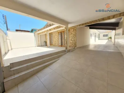 Casa com 2 Quartos à venda, 189m² no Jardim Shangri-lá, Botucatu