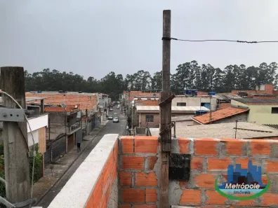 Casa com 6 Quartos à venda, 200m² no Jardim Marilena, Guarulhos