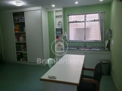 Imóvel Comercial à venda, 219m² no Vila Isabel, Rio de Janeiro