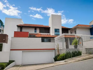 Casa com 6 Quartos para alugar, 445m² no Centro, Florianópolis