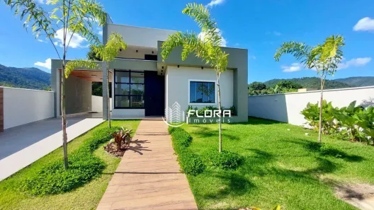 Casa de Condomínio com 3 Quartos à venda, 136m² no Espraiado (Ponta Negra), Maricá