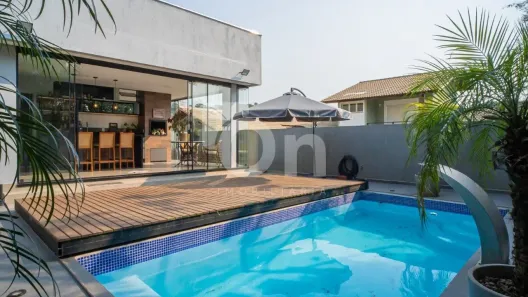 Casa de Condomínio com 4 Quartos à venda, 235m² no Cachoeira do Bom Jesus, Florianópolis