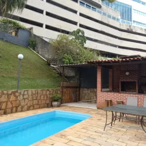 Casa com 4 Quartos à venda, 156m² no Cascatinha, Juiz de Fora