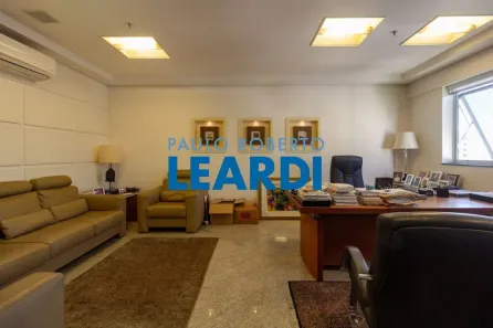 Sala Comercial à venda, 132m² no Perdizes, São Paulo