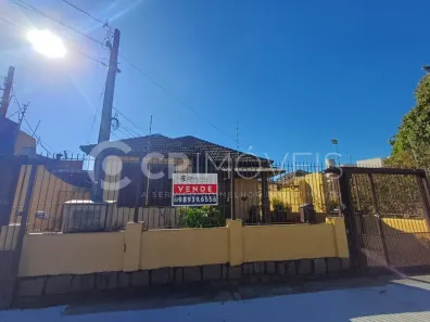 Casa com 2 Quartos à venda, 532m² no São João, Porto Alegre