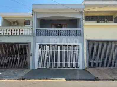 Sobrado com 4 Quartos à venda, 150m² no Vila Brasília, São Carlos