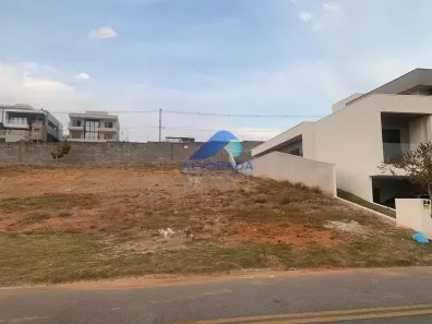 Lote/Terreno à venda, 600m² no Condomínio Residencial Colinas do Paratehy, São José dos Campos