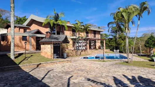 Casa com 5 Quartos à venda, 750m² no Chácara Vale do Rio Cotia, Carapicuíba