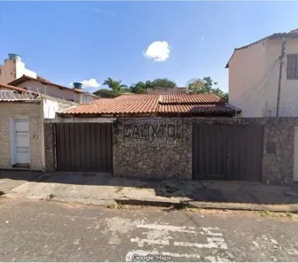 Casa com 3 Quartos à venda, 155m² no Nossa Senhora Aparecida, Uberlândia