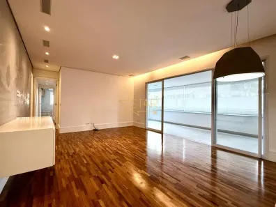 Apartamento com 3 Quartos para alugar, 147m² no Vila Gertrudes, São Paulo