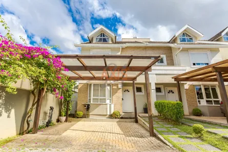 Casa de Condomínio com 4 Quartos à venda, 220m² no Mossunguê, Curitiba