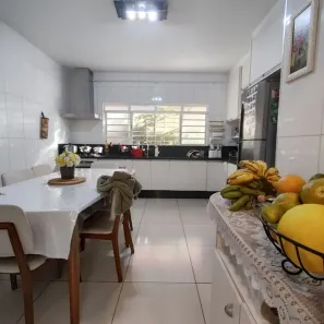 Casa com 3 Quartos à venda, 250m² no Bosque dos Eucaliptos, São José dos Campos