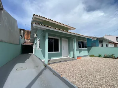 Casa com 3 Quartos à venda, 100m² no Madri, Palhoça