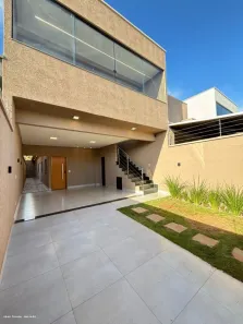 Sobrado com 3 Quartos à venda, 165m² no Residencial Village Garavelo - 2ª Etapa, Aparecida de Goiânia