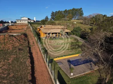 Fazenda/Sítio com 3 Quartos à venda, 310m² no Piracaia, Piracaia