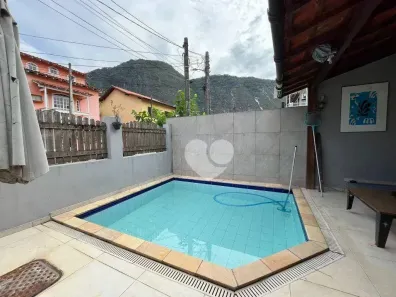 Casa de Condomínio com 4 Quartos à venda, 197m² no Vargem Pequena, Rio de Janeiro