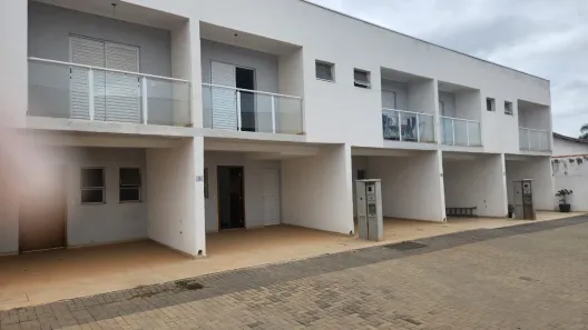 Casa de Condomínio com 2 Quartos à venda, 110m² no Jd Perlamar, Araçoiaba da Serra