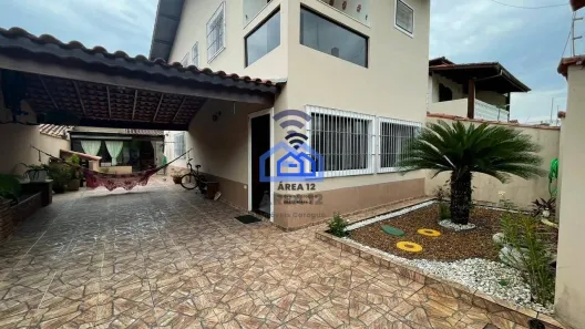Sobrado com 3 Quartos à venda, 235m² no Balneário Forest, Caraguatatuba