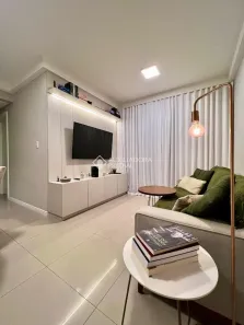 Apartamento com 2 Quartos à venda, 74m² no Barreiros, São José