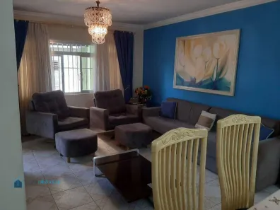 Casa com 4 Quartos à venda, 248m² no Vila Iório, São Paulo