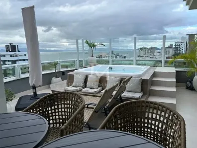 Apartamento com 4 Quartos à venda, 323m² no Agronômica, Florianópolis